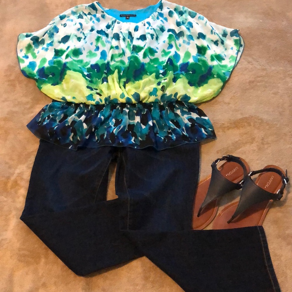 SARA MICHELLE Ladies Medium Sheer Blouse🌿